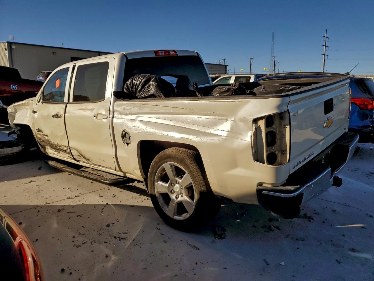 2014 CHEVROLET SILVERADO C1500 LT photo 2