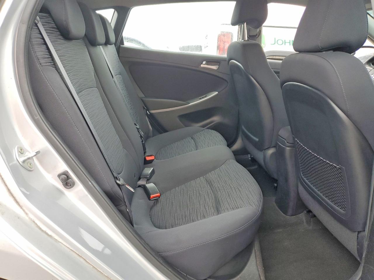 2016 HYUNDAI ACCENT SE photo 10