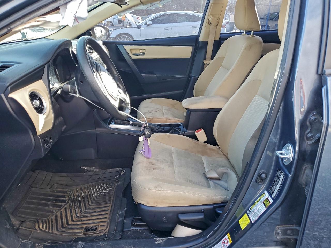 2017 TOYOTA COROLLA L photo 7