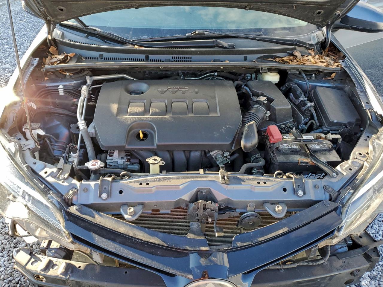 2017 TOYOTA COROLLA L photo 11