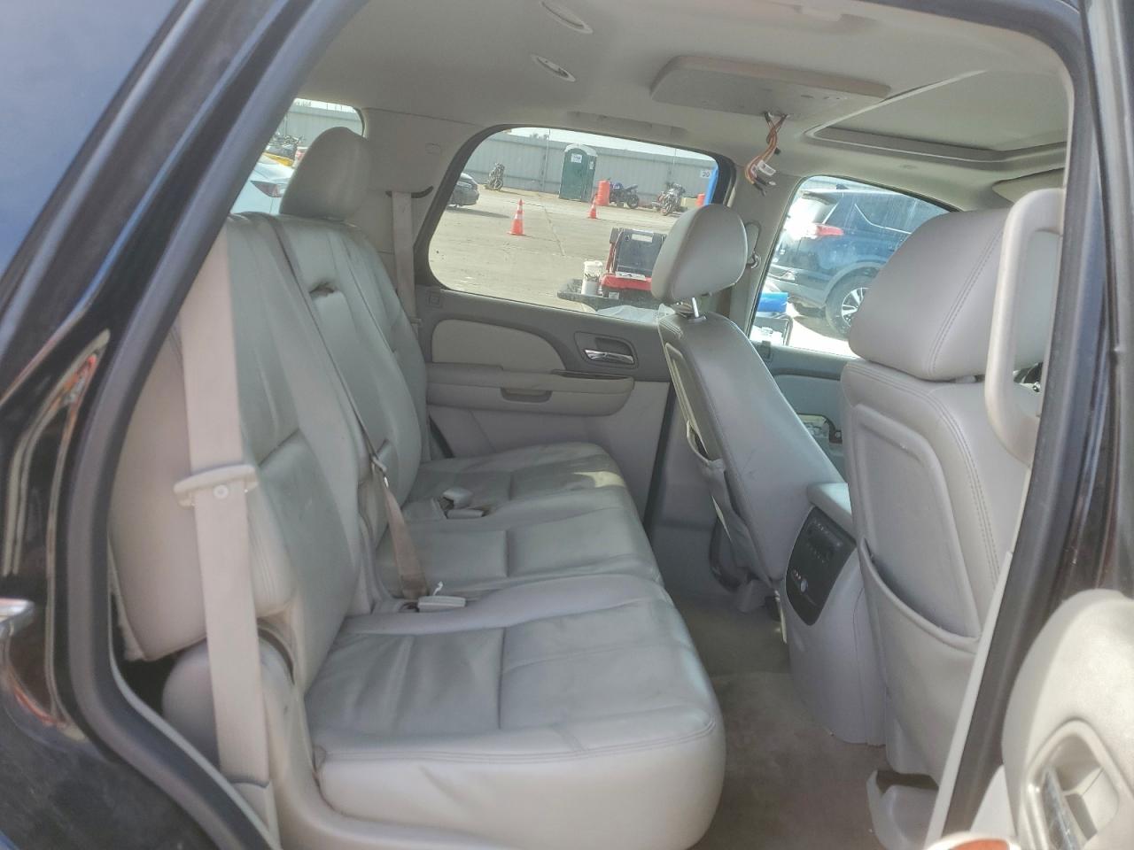 2013 CHEVROLET TAHOE C1500 LT photo 11