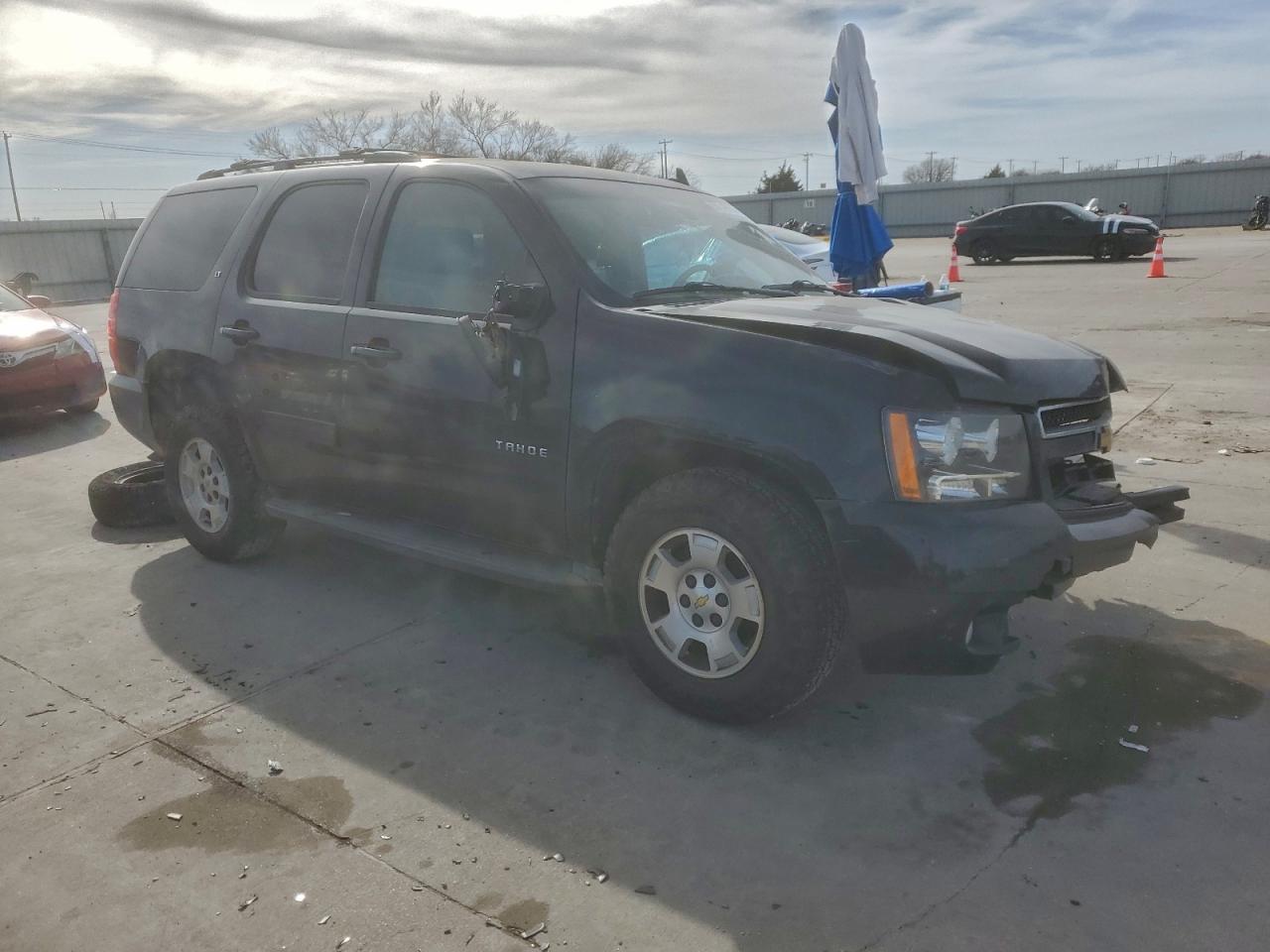 2013 CHEVROLET TAHOE C1500 LT photo 4