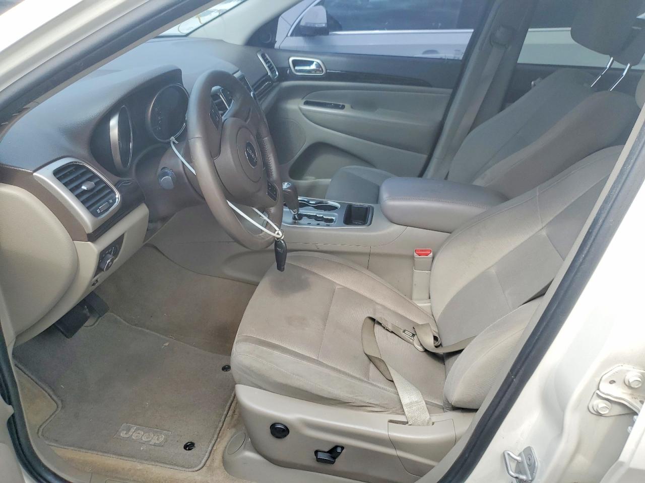 2012 JEEP GRAND CHEROKEE LAREDO photo 14