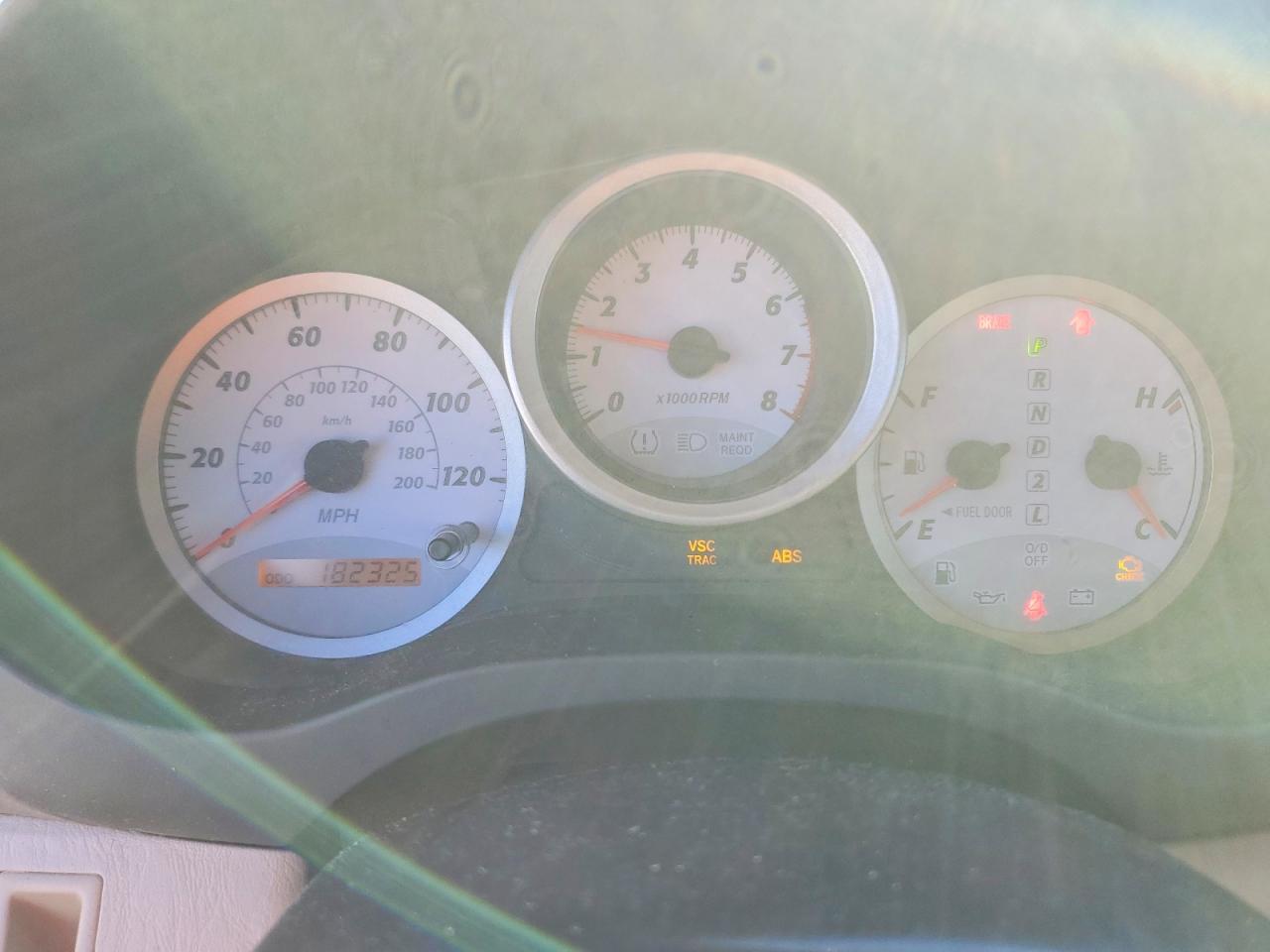 2005 TOYOTA RAV4 photo 9