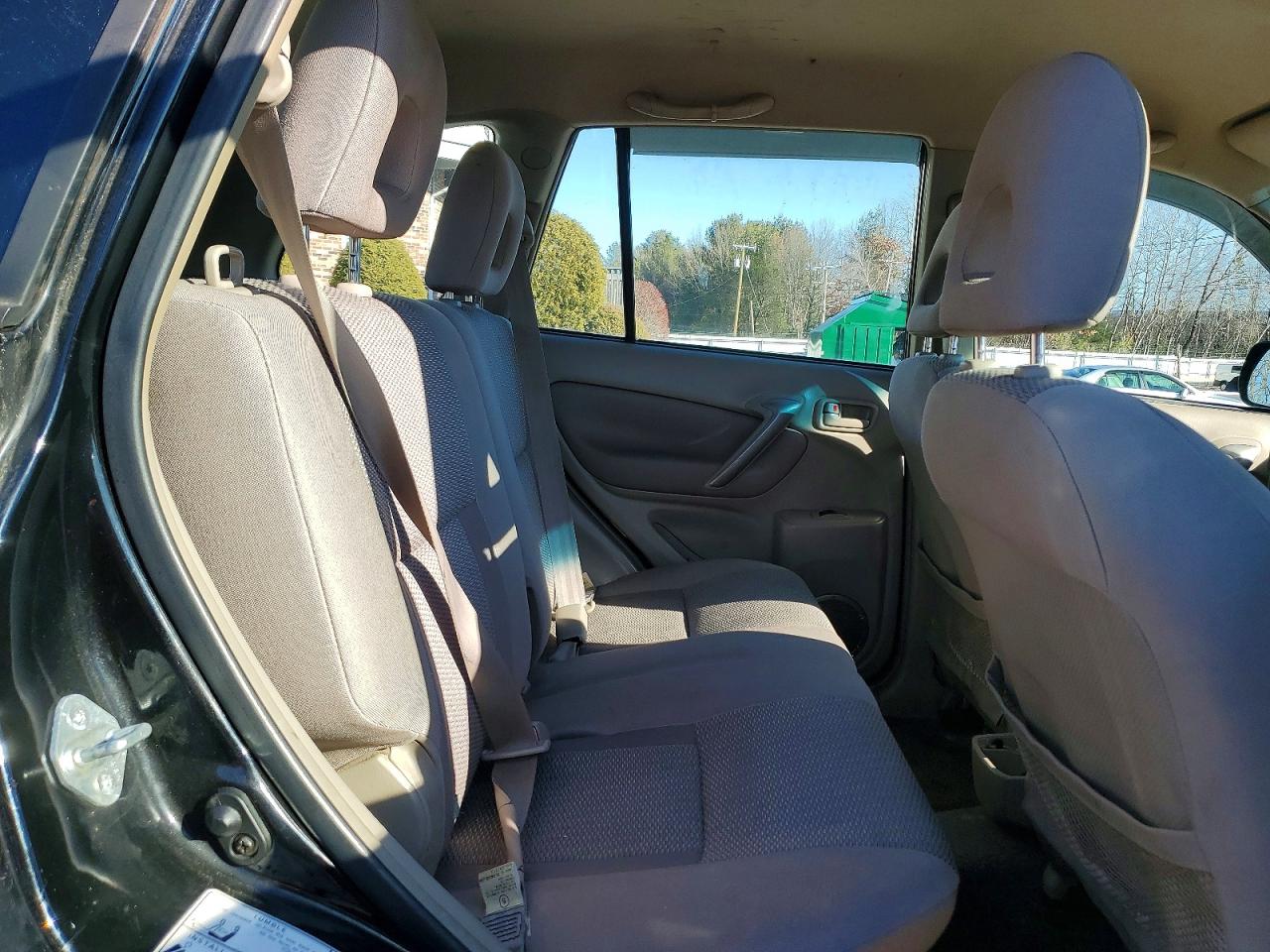 2005 TOYOTA RAV4 photo 11