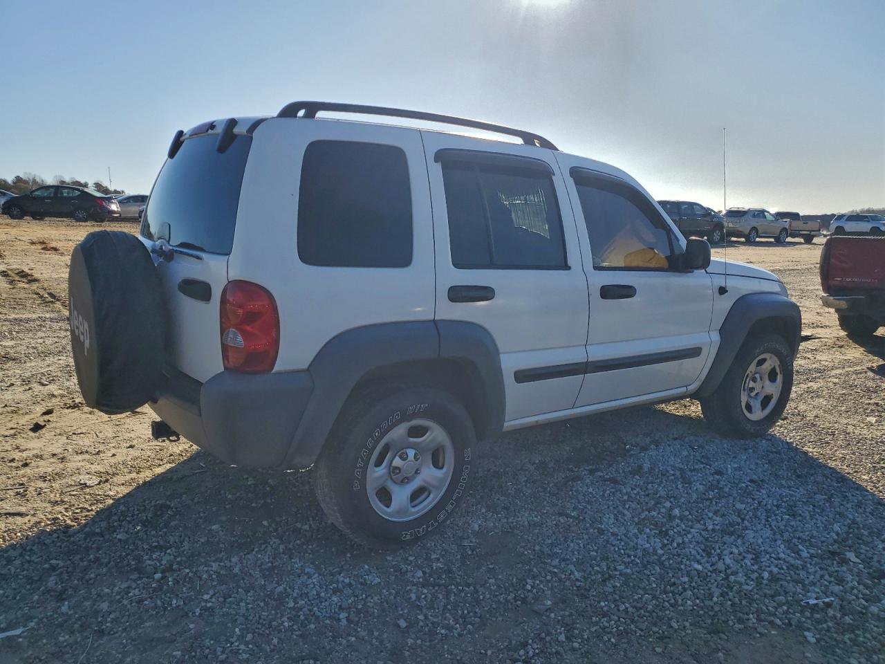 2004 JEEP LIBERTY SPORT photo 3