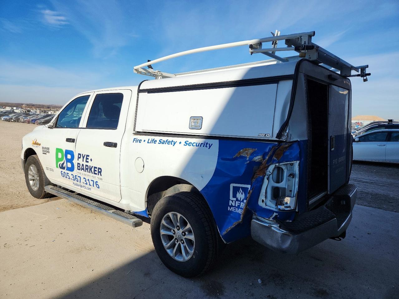 2023 RAM 1500 SLT UTILITY / SERVICE TRUCK photo 2
