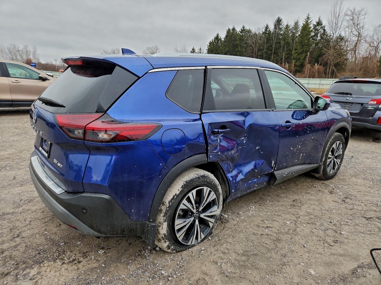 2023 NISSAN ROGUE SV photo 3