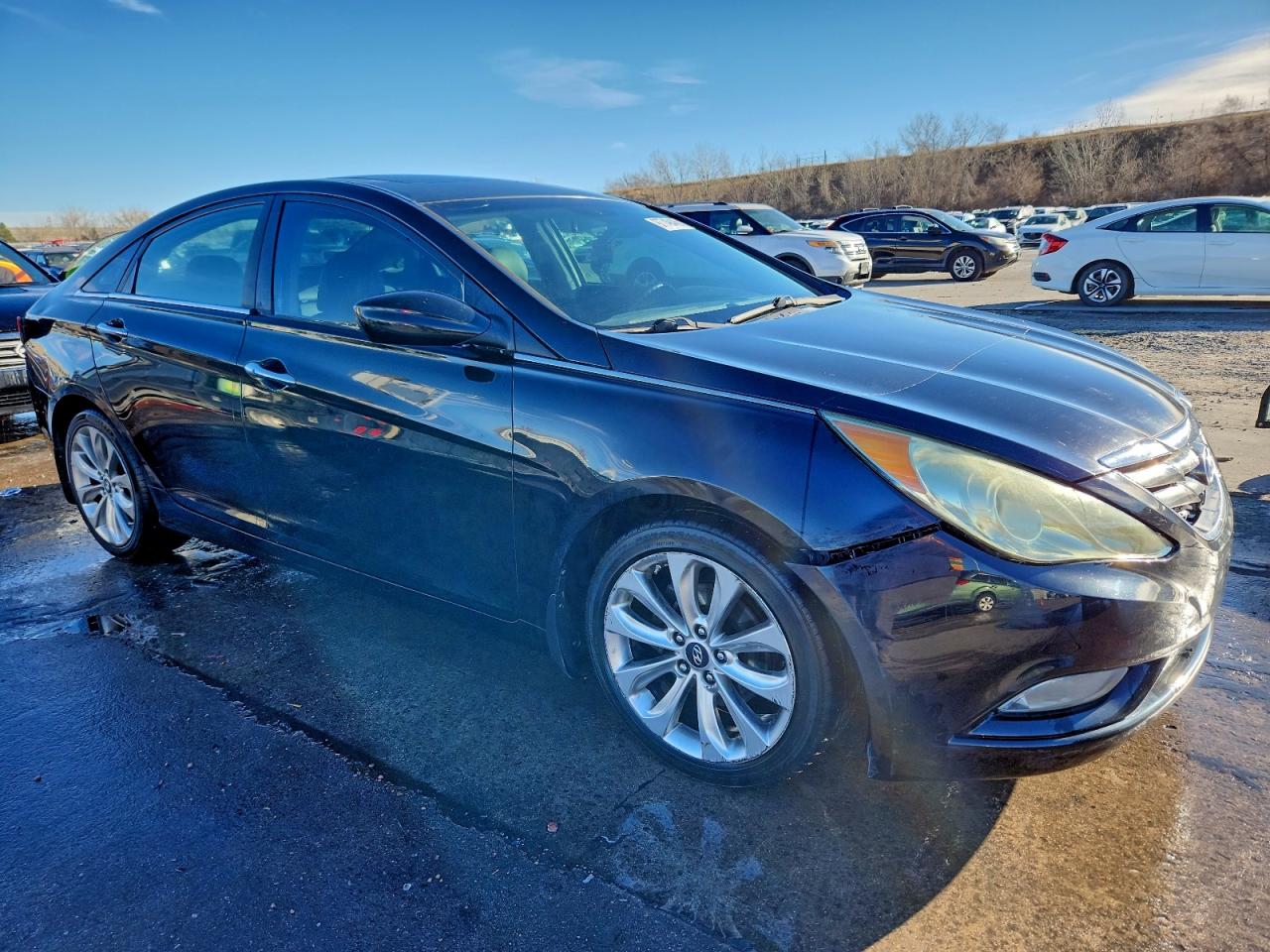 2013 HYUNDAI SONATA SE photo 4