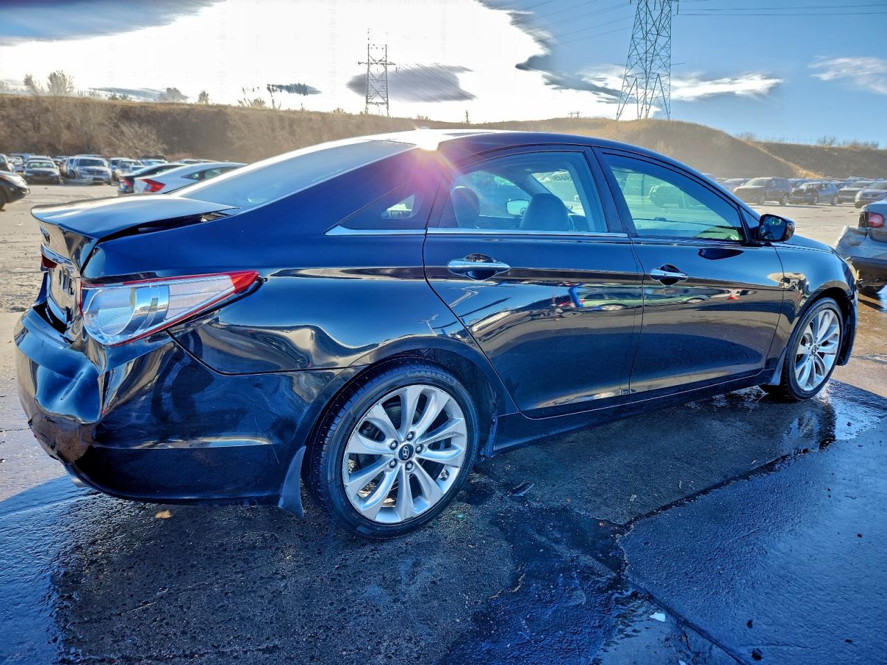 2013 HYUNDAI SONATA SE photo 3