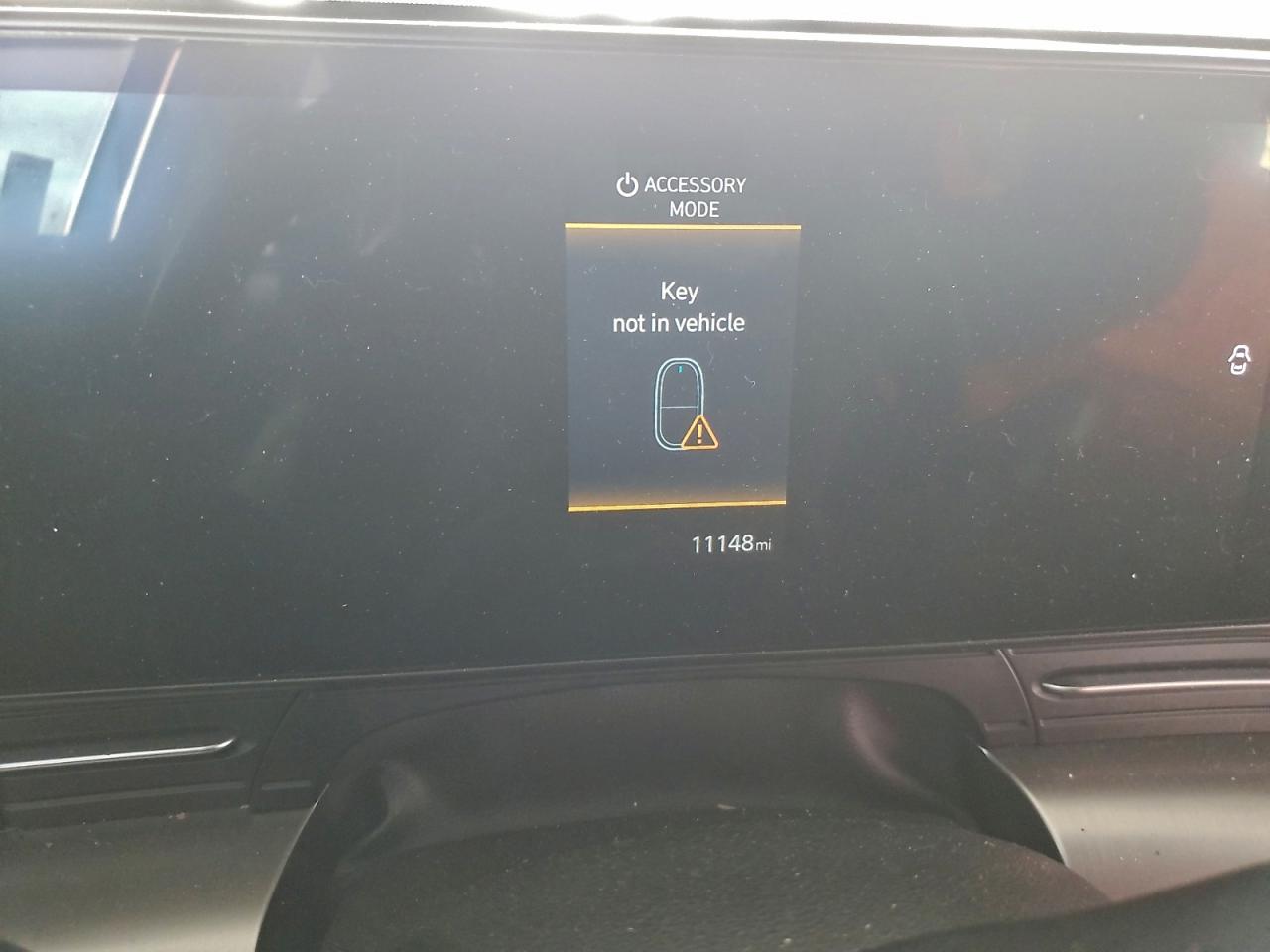 2025 HYUNDAI KONA SEL photo 9