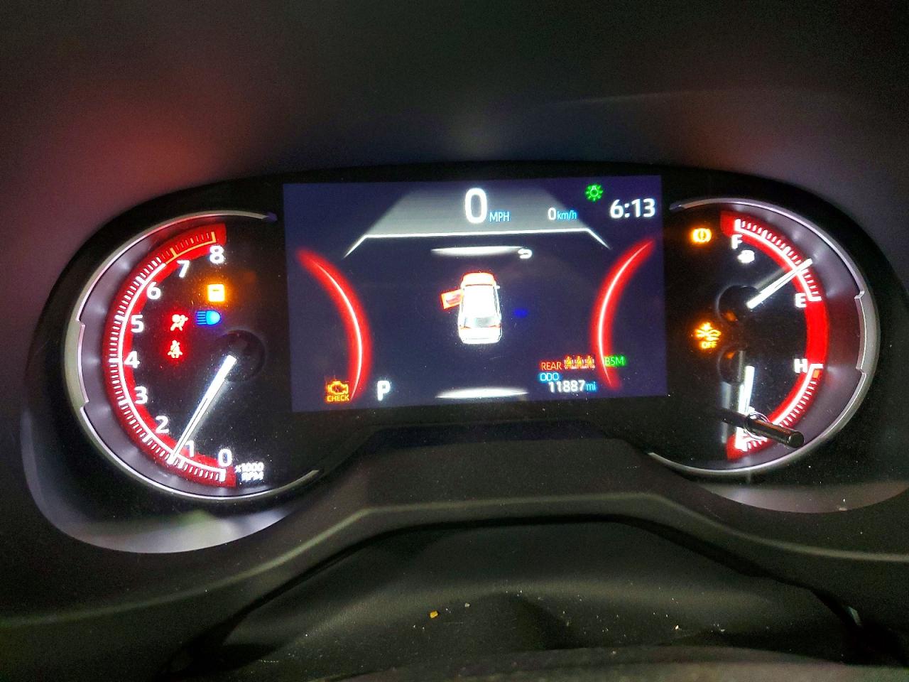2024 TOYOTA RAV4 XLE photo 9