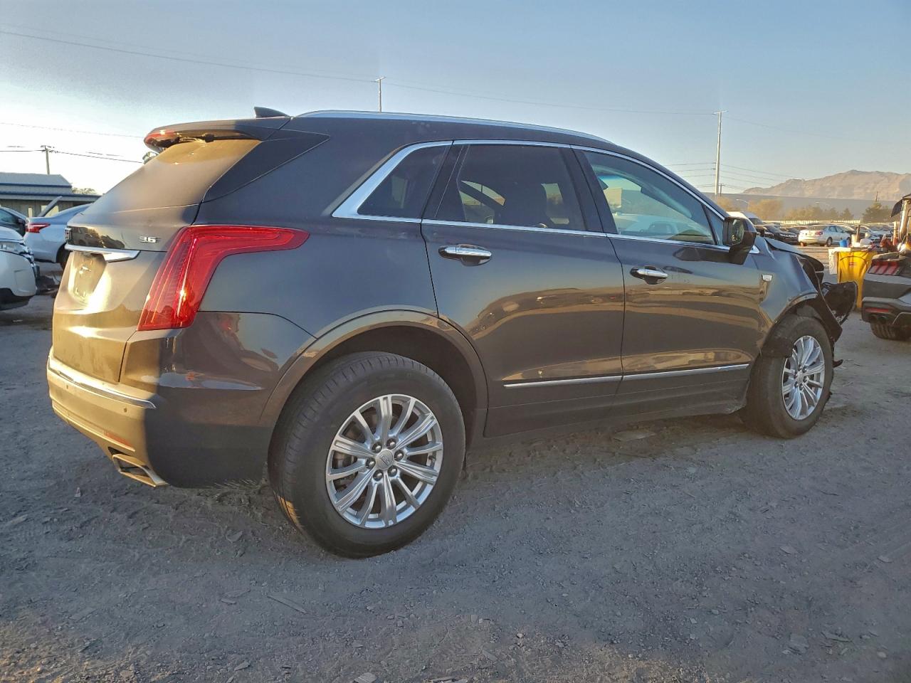 2019 CADILLAC XT5 photo 5