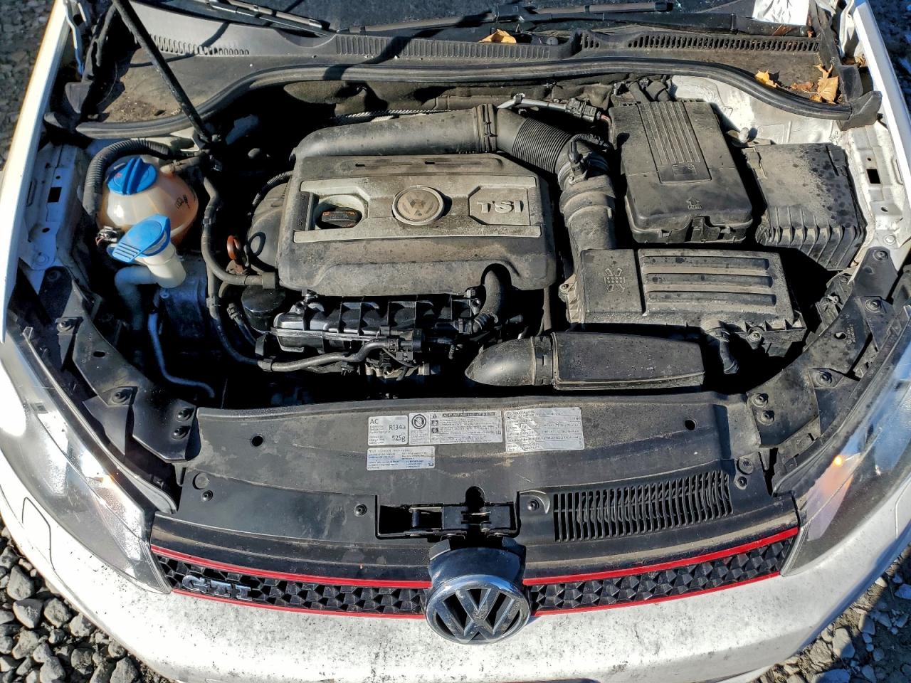 2012 VOLKSWAGEN GTI photo 11