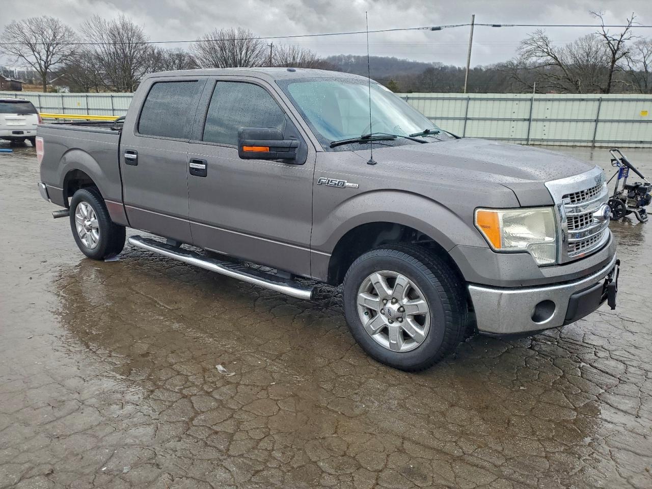 2013 FORD F150 SUPERCREW photo 4