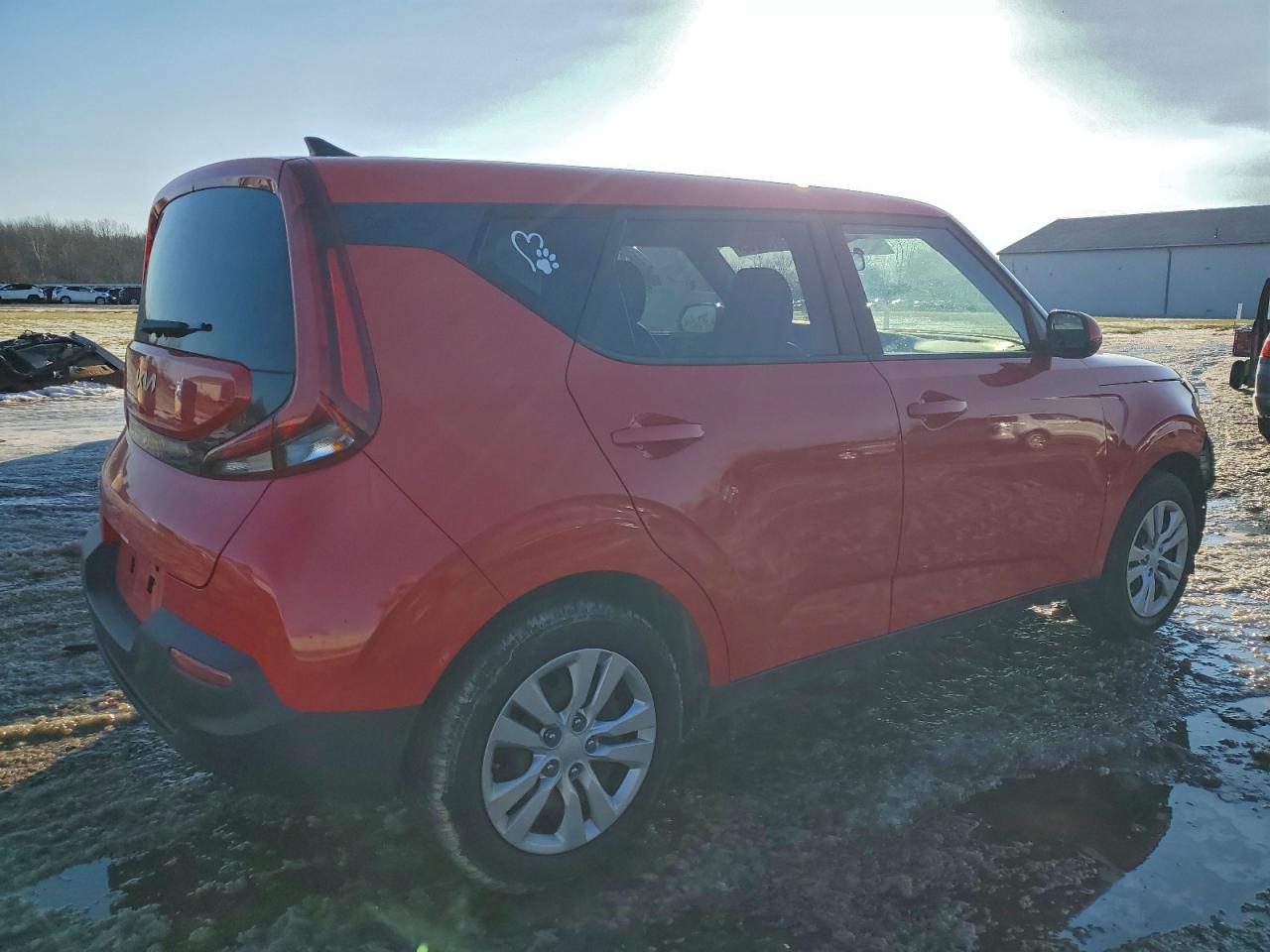 2022 KIA SOUL LX photo 5