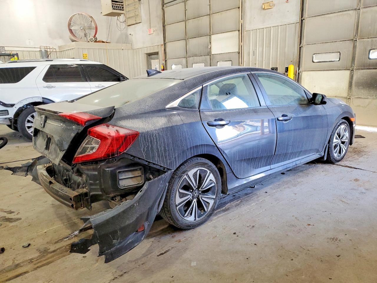 2016 HONDA CIVIC EXL photo 5