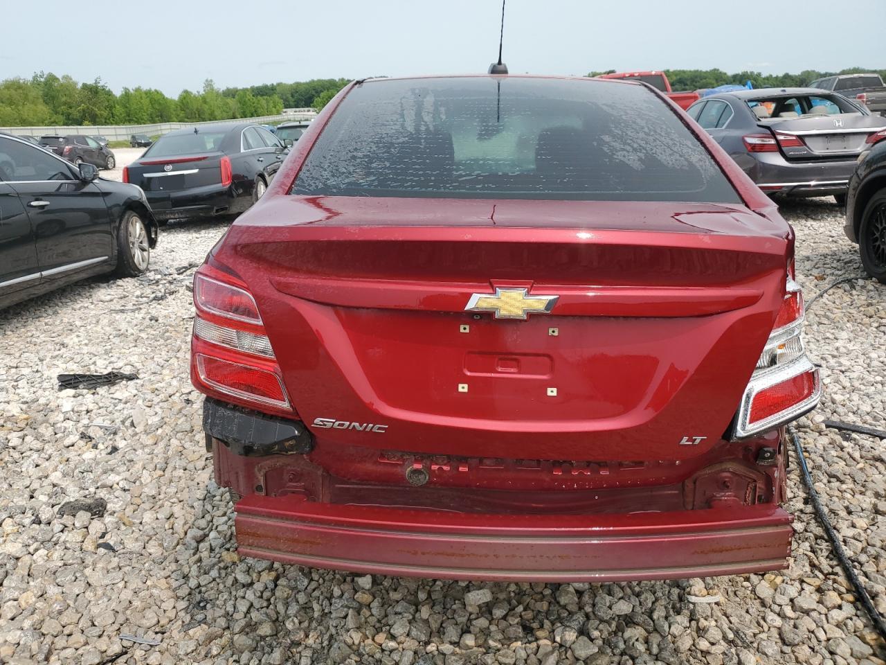 2017 CHEVROLET SONIC LT photo 6