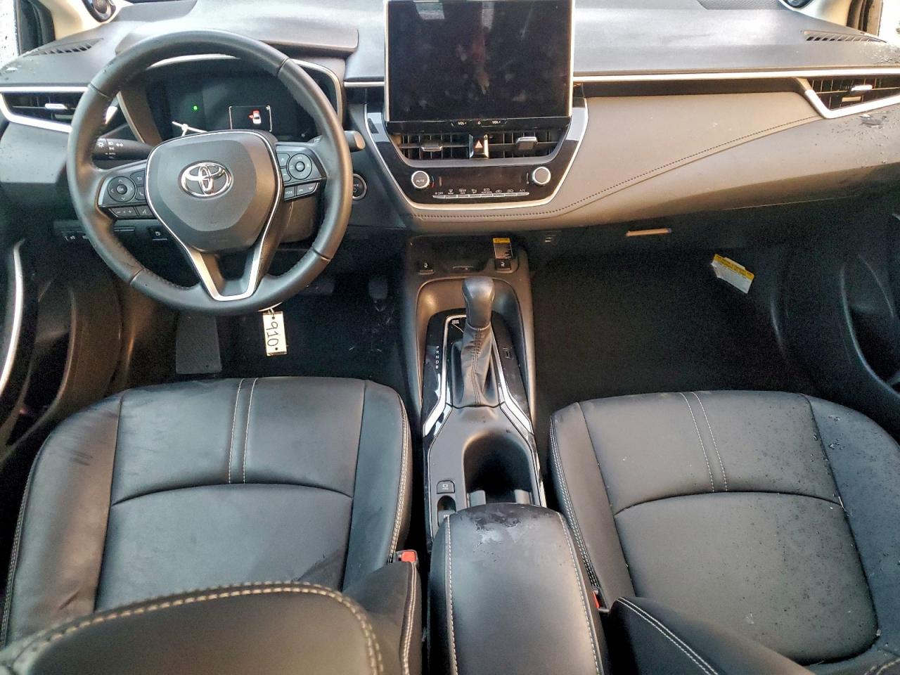 2025 TOYOTA COROLLA LE photo 22