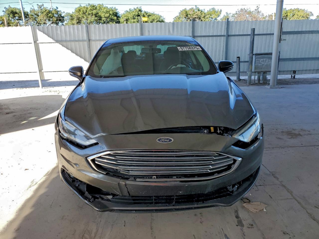 2017 FORD FUSION SE photo 5