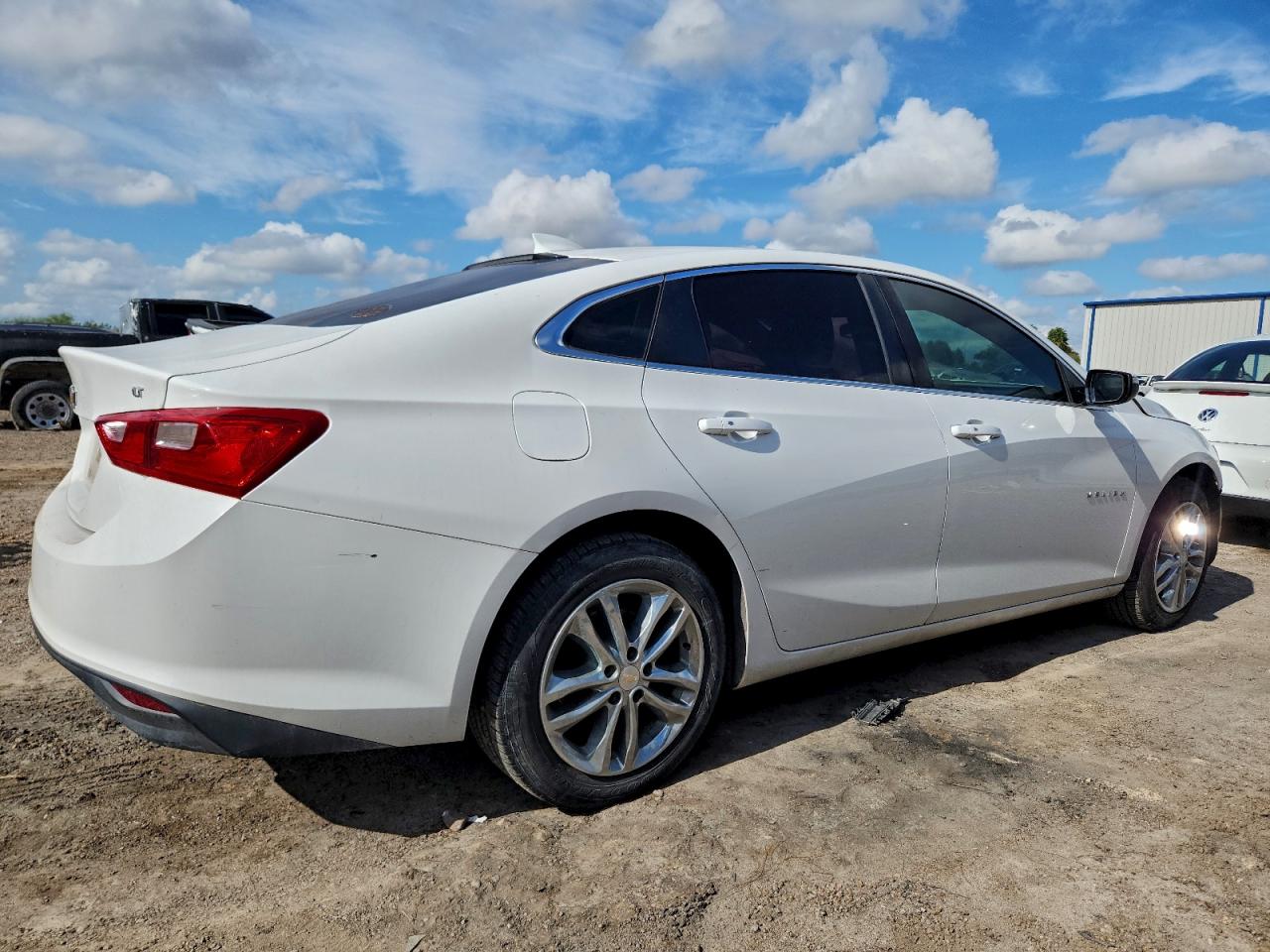 2018 CHEVROLET MALIBU LT photo 5