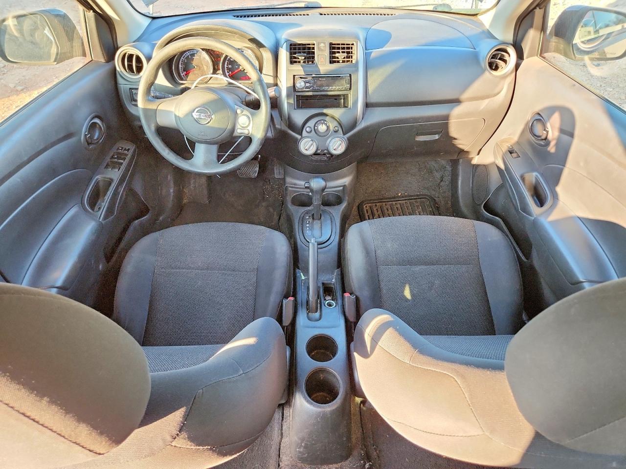 2012 NISSAN VERSA S photo 8