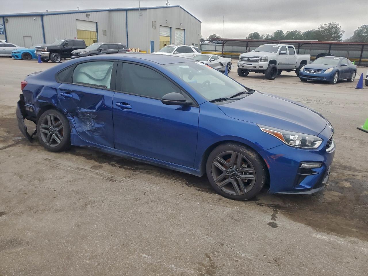2021 KIA FORTE GT LINE photo 4
