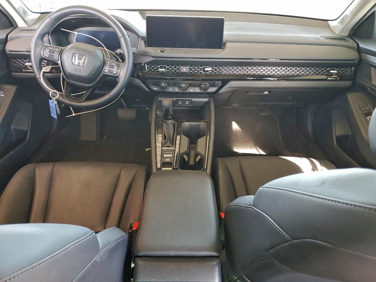 2024 HONDA ACCORD HYBRID EXL photo 8
