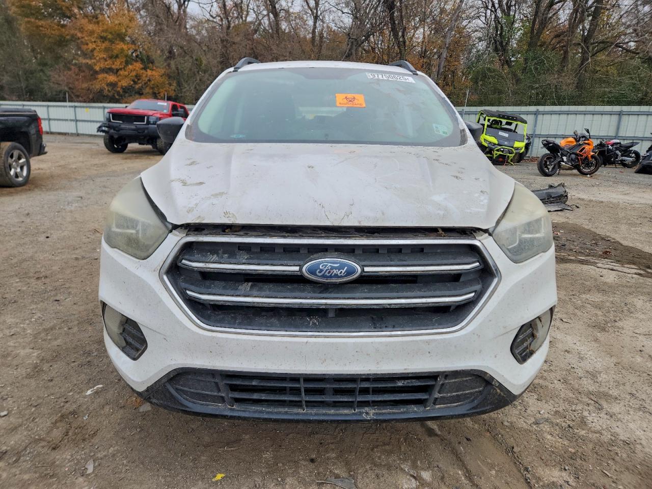 2017 FORD ESCAPE SE photo 5