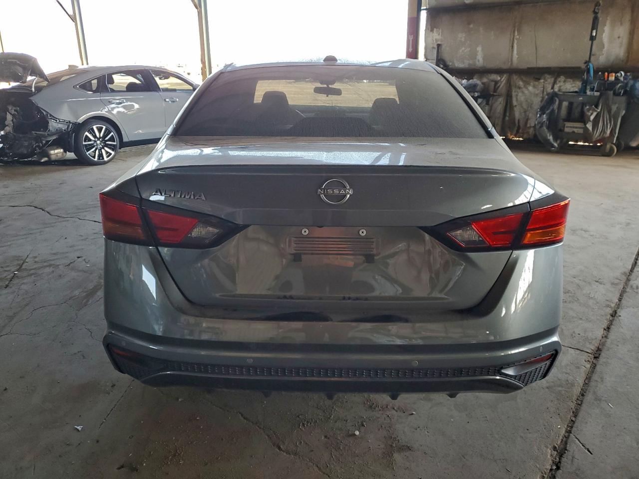 2025 NISSAN ALTIMA SV photo 6