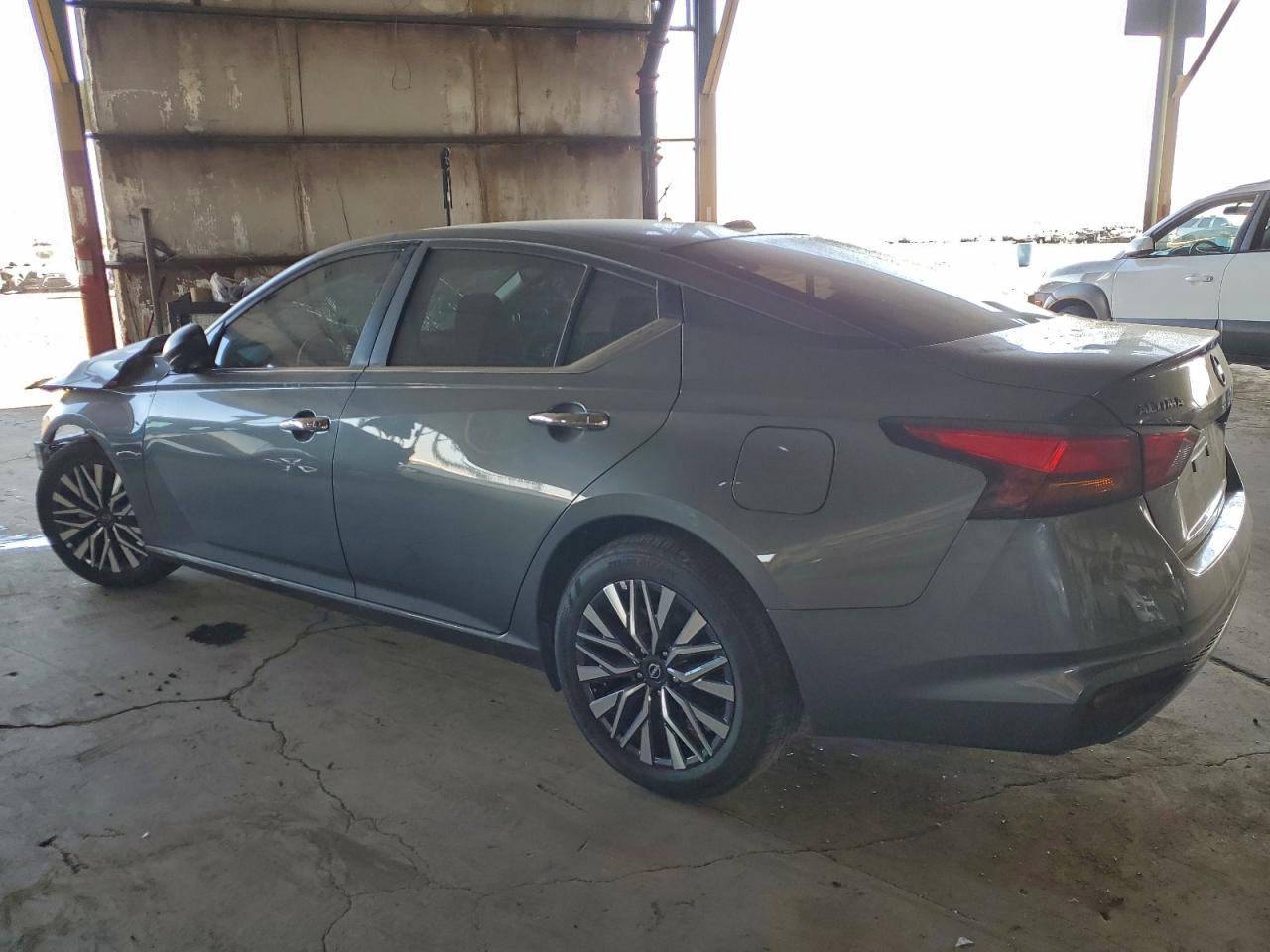 2025 NISSAN ALTIMA SV photo 2