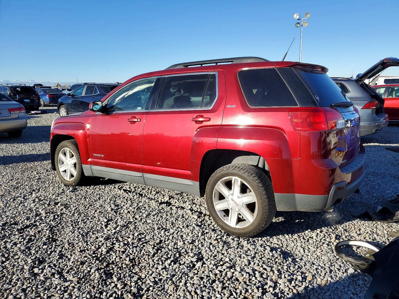 2012 GMC TERRAIN SLT photo 2