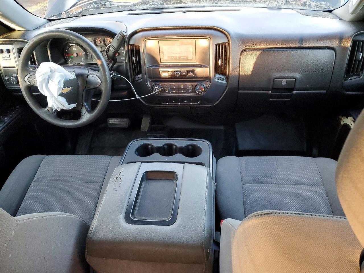 2017 CHEVROLET SILVERADO K1500 photo 8