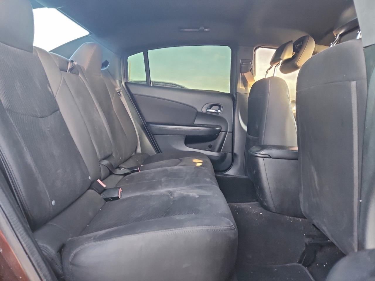 2013 CHRYSLER 200 TOURING photo 10