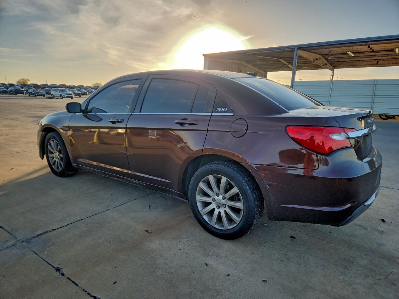 2013 CHRYSLER 200 TOURING photo 2