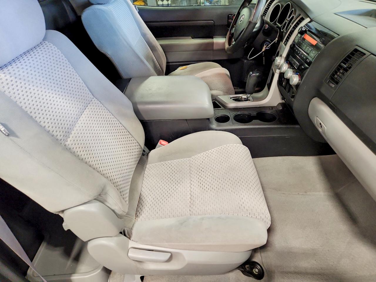 2007 TOYOTA TUNDRA photo 10