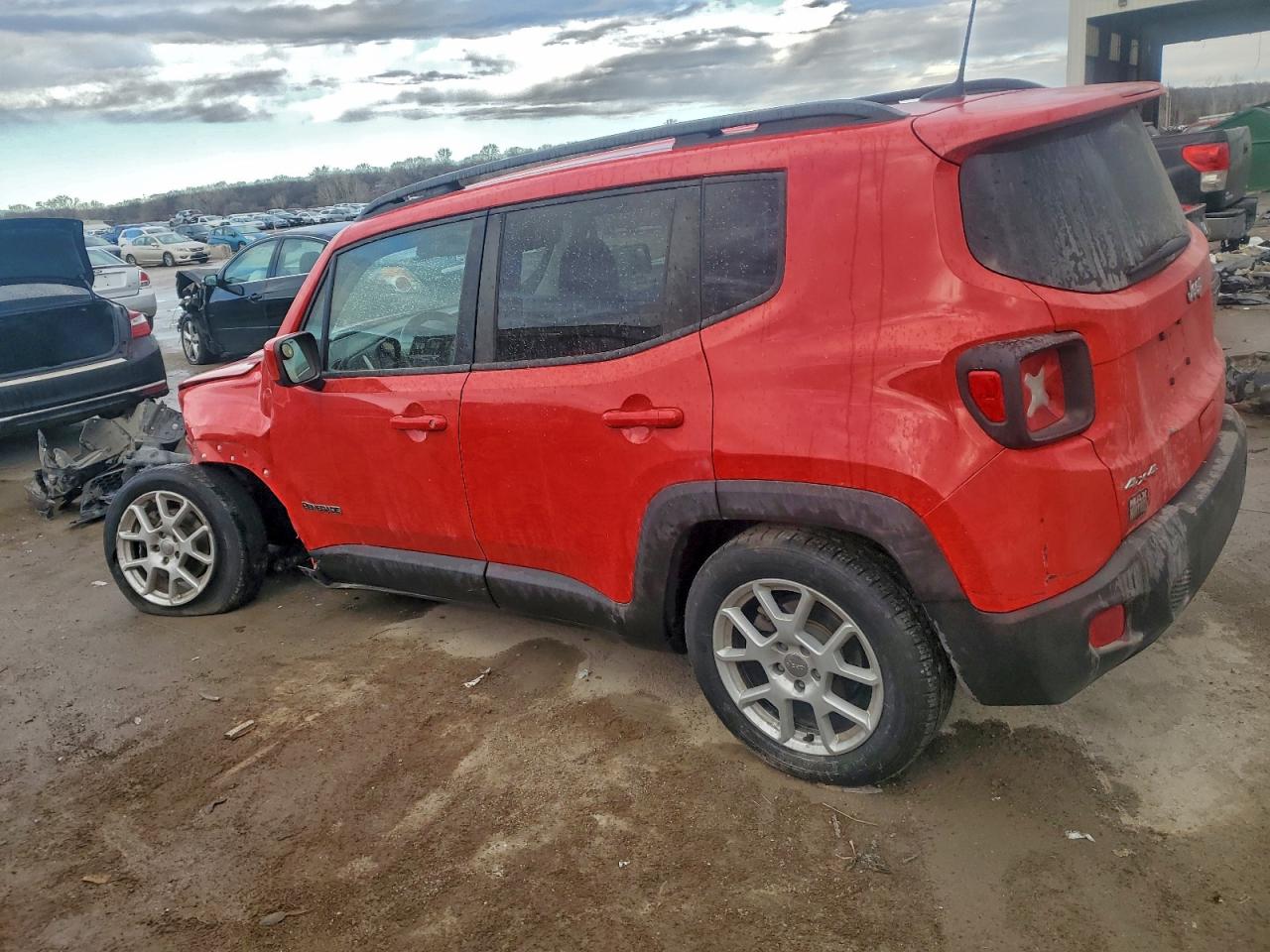 2019 JEEP RENEGADE LATITUDE photo 2