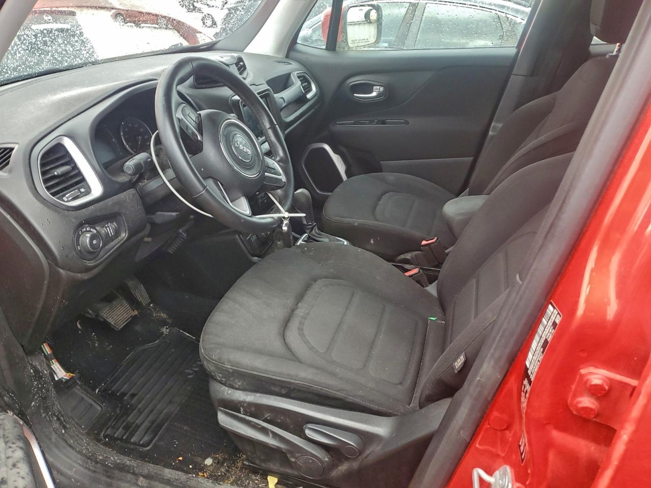 2019 JEEP RENEGADE LATITUDE photo 7