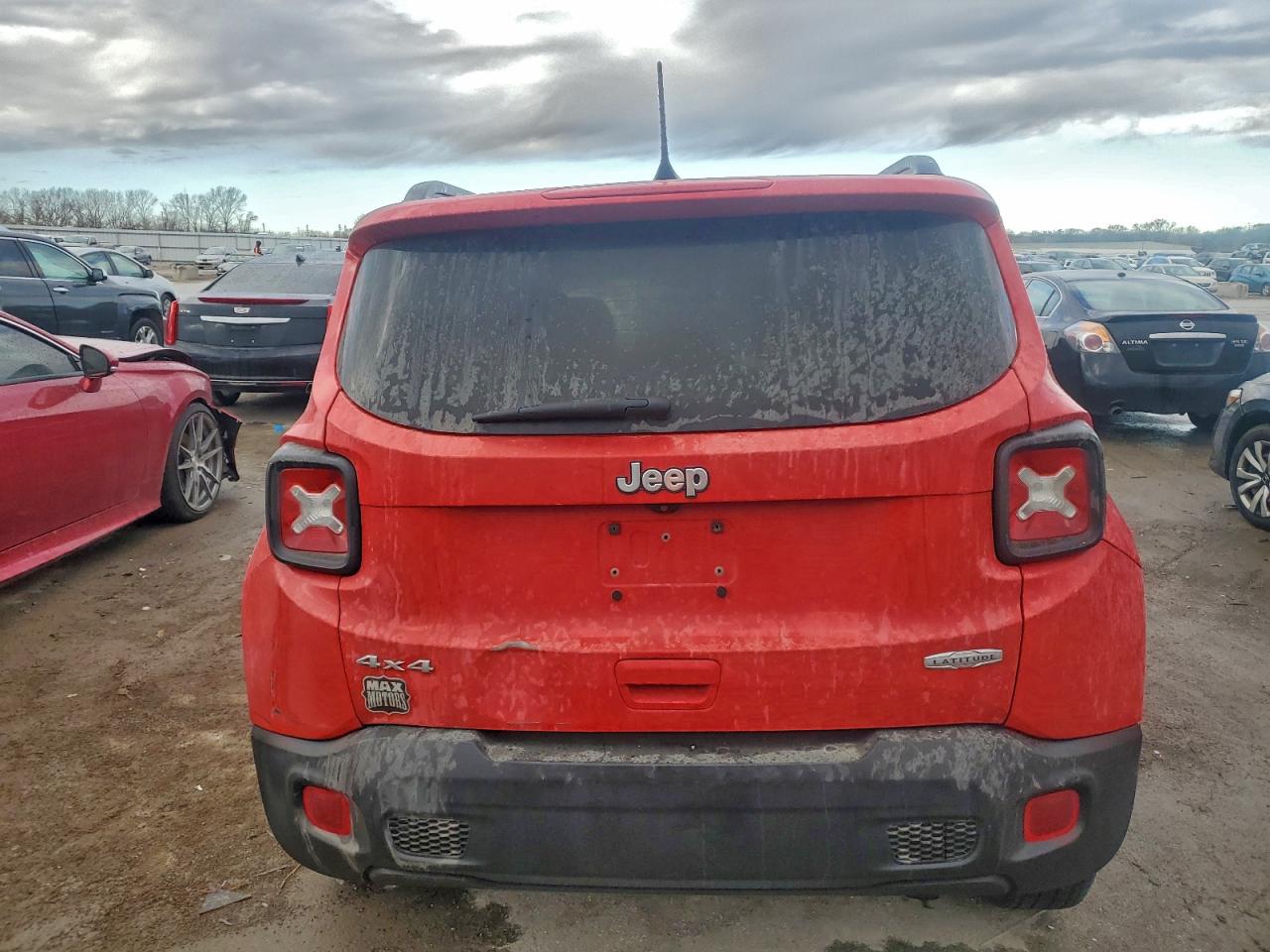 2019 JEEP RENEGADE LATITUDE photo 6