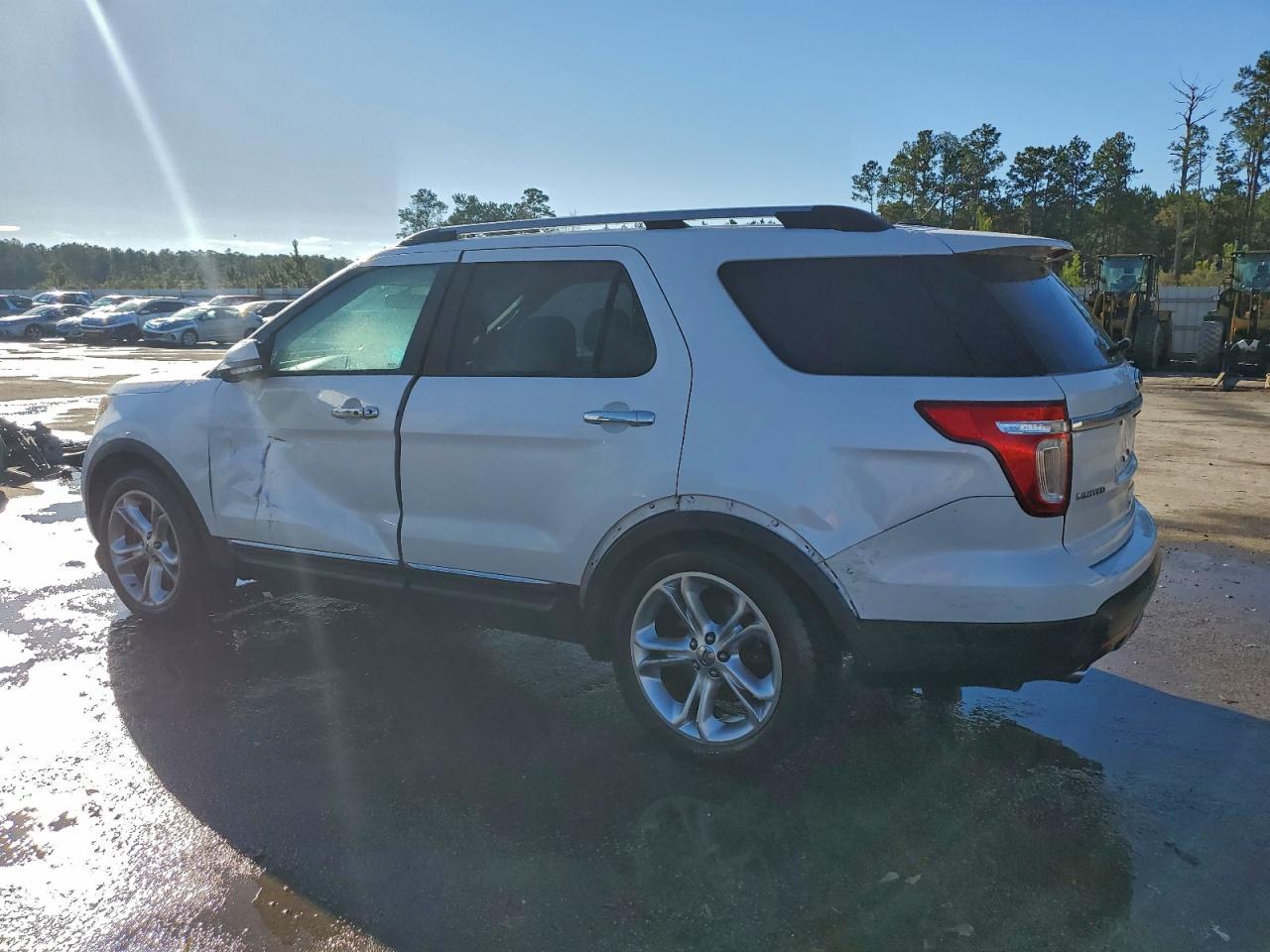 2011 FORD EXPLORER LIMITED photo 2