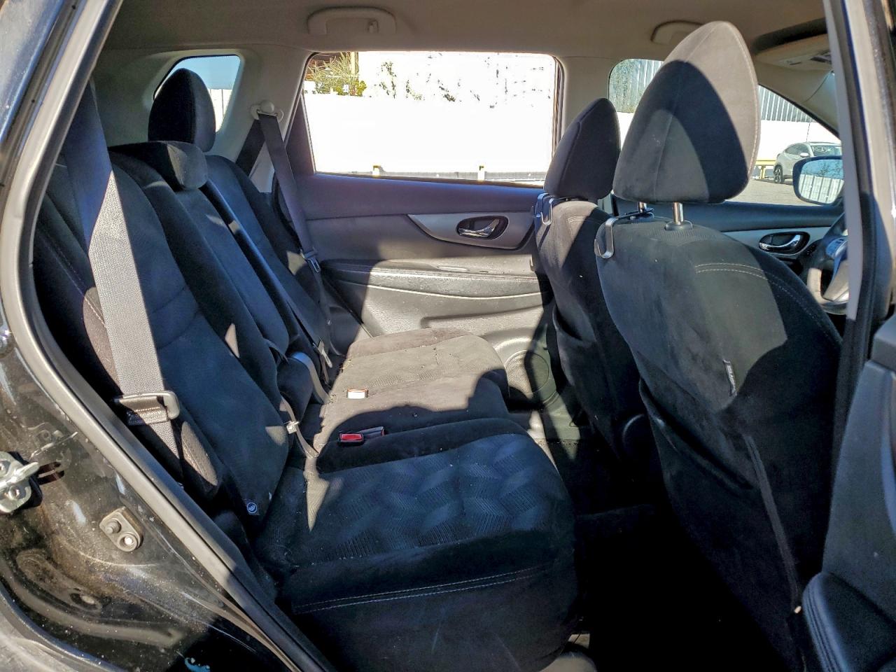2016 NISSAN ROGUE S photo 10
