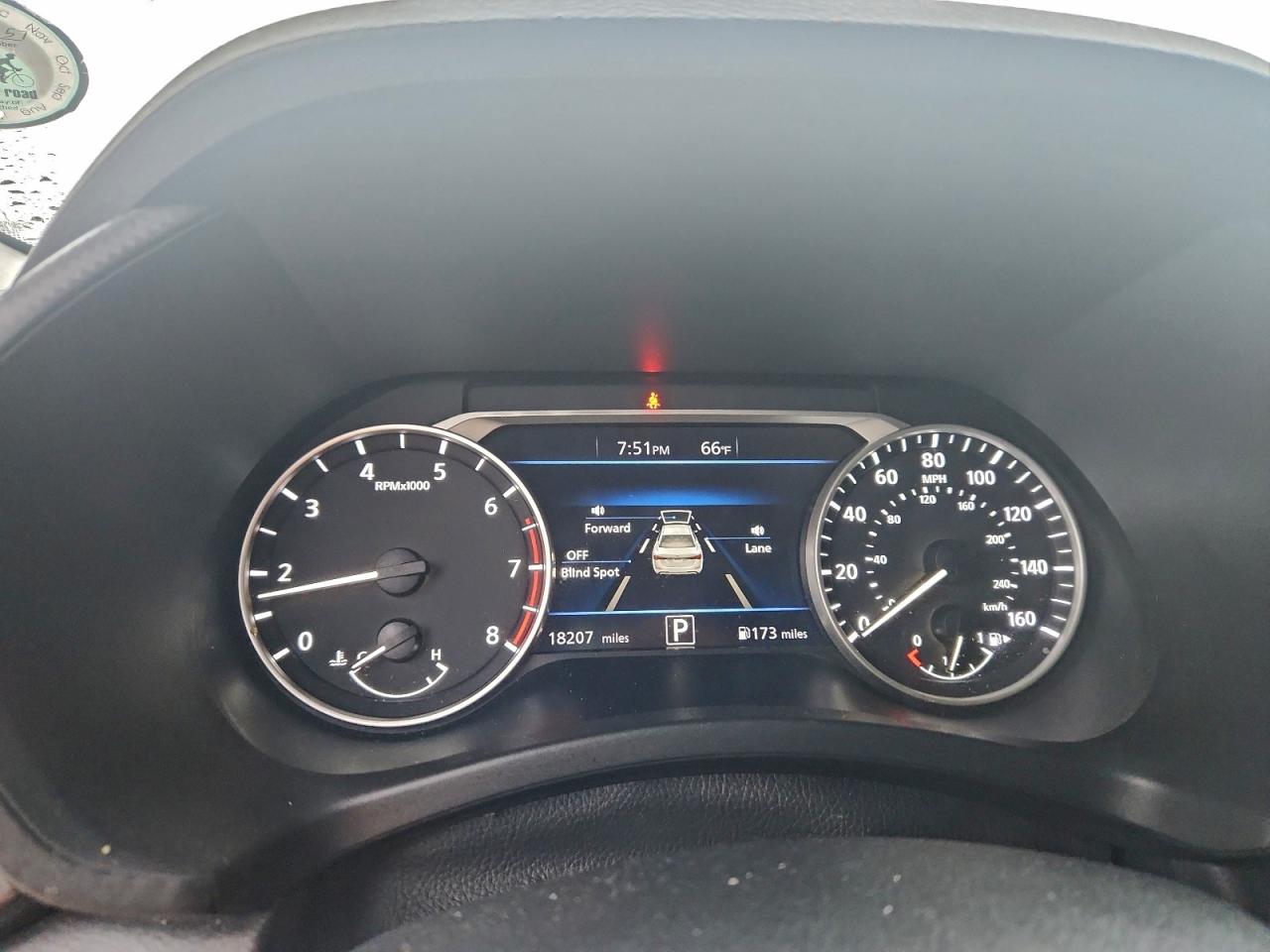 2025 NISSAN SENTRA SV photo 9