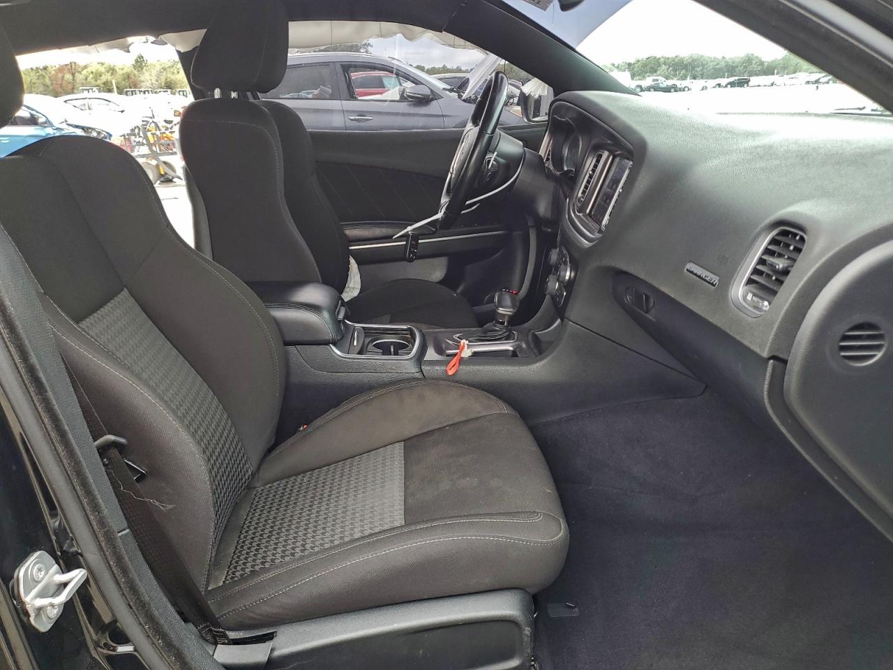2020 DODGE CHARGER R/T photo 7