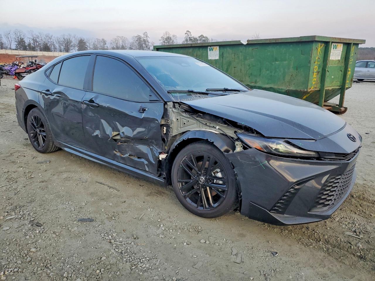 2025 TOYOTA CAMRY XSE photo 7