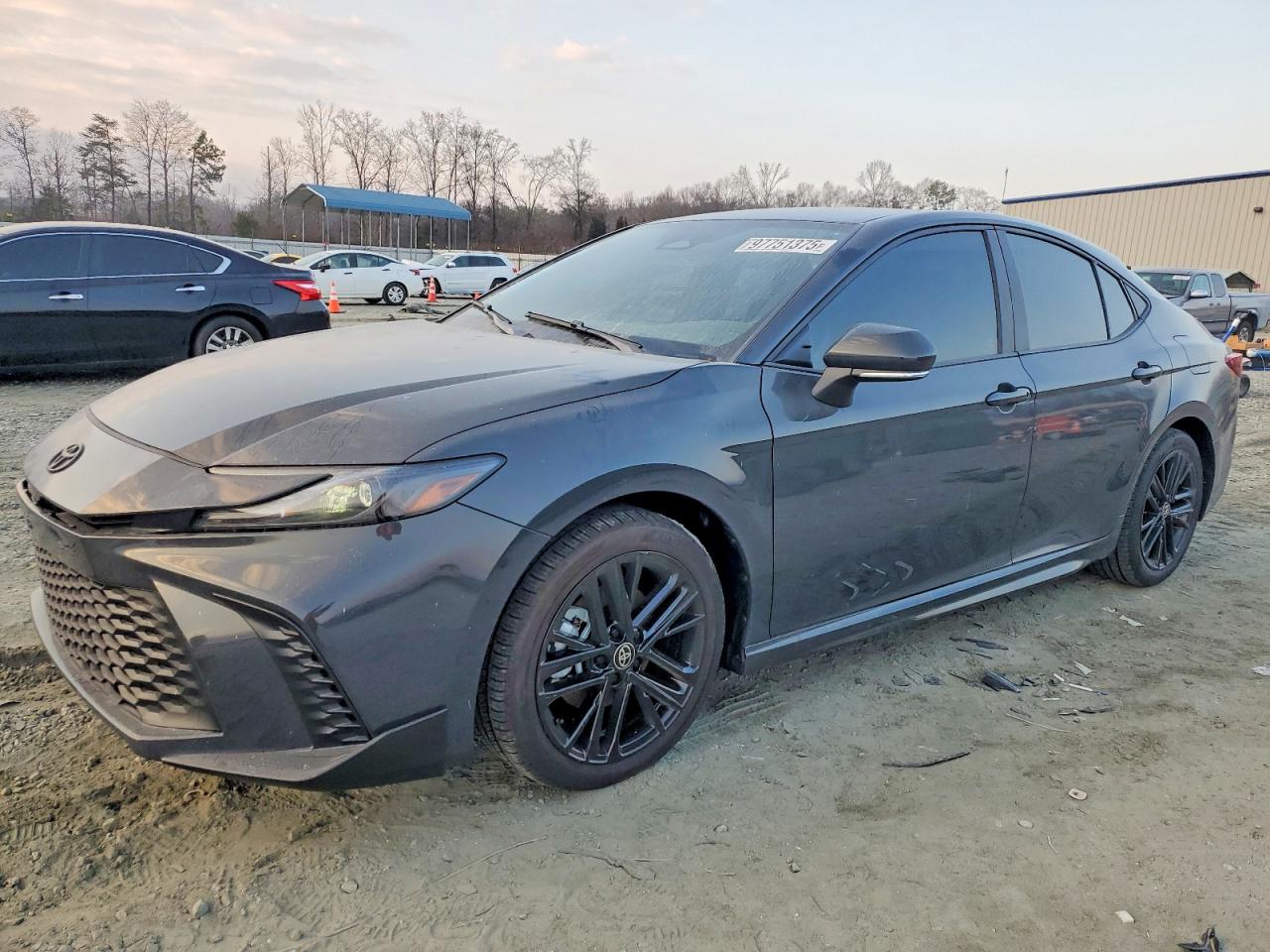 2025 TOYOTA CAMRY