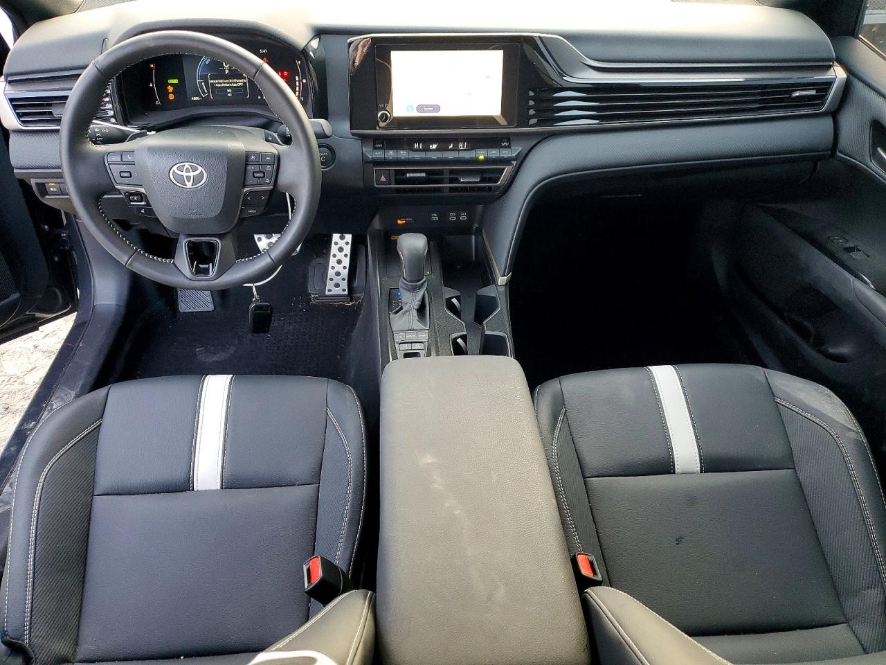 2025 TOYOTA CAMRY XSE photo 15