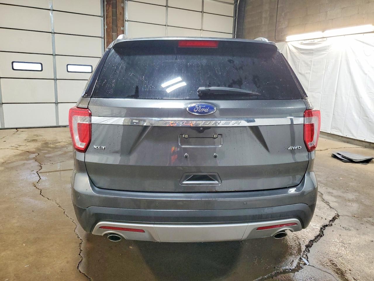 2016 FORD EXPLORER XLT photo 6