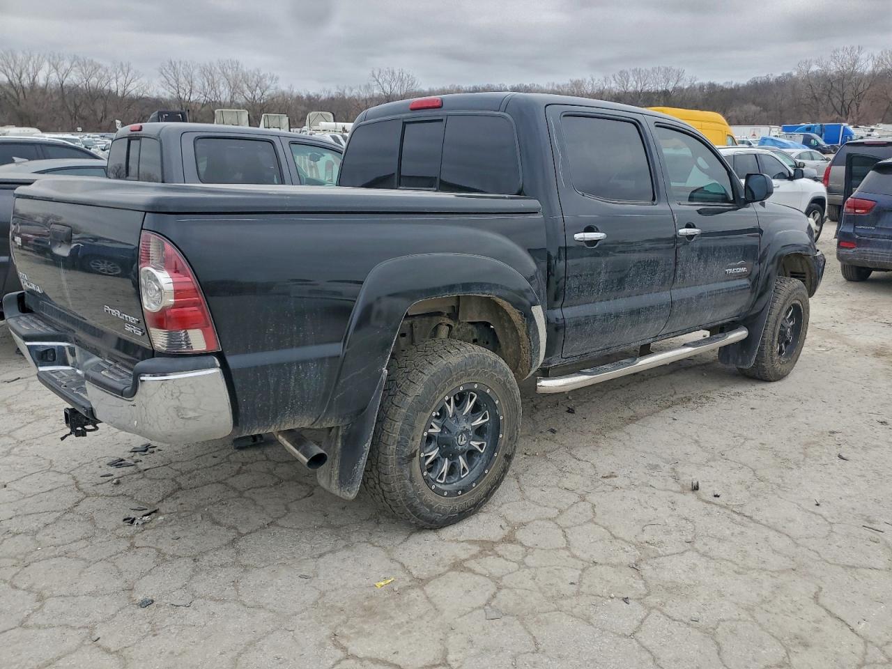 2013 TOYOTA TACOMA DOUBLE CAB photo 3