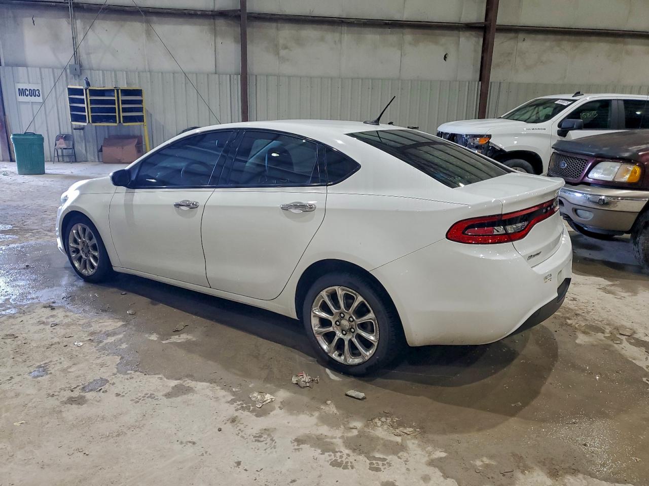 2014 DODGE DART LIMITED photo 2