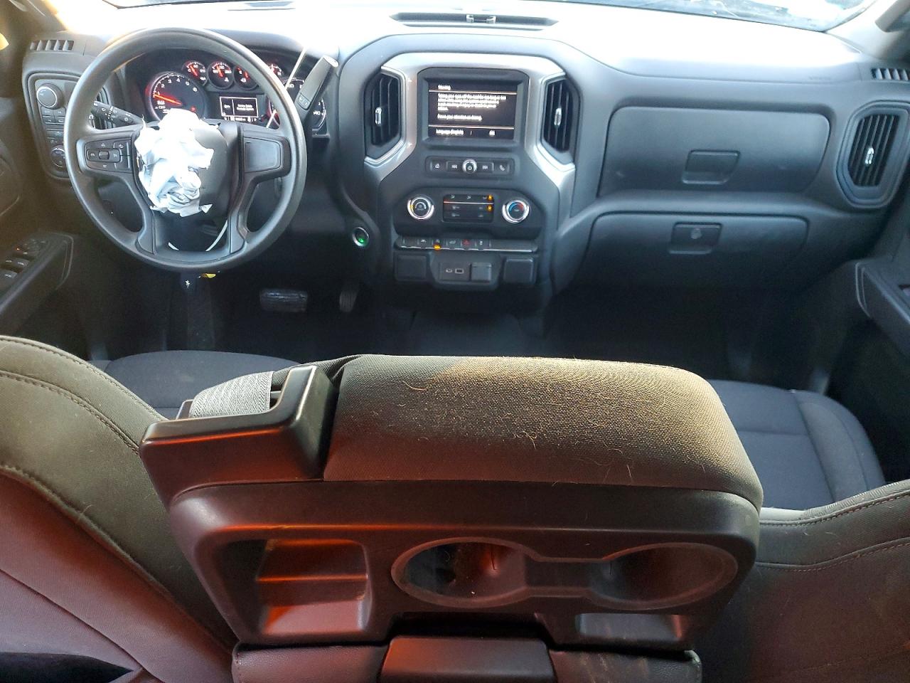 2023 CHEVROLET SILVERADO K1500 CUSTOM photo 8